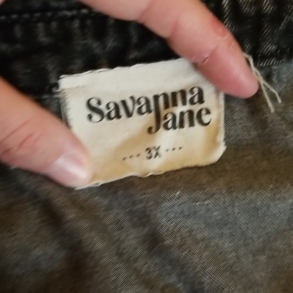 Stylish Black Denim Shirt - Picture 4 of 6